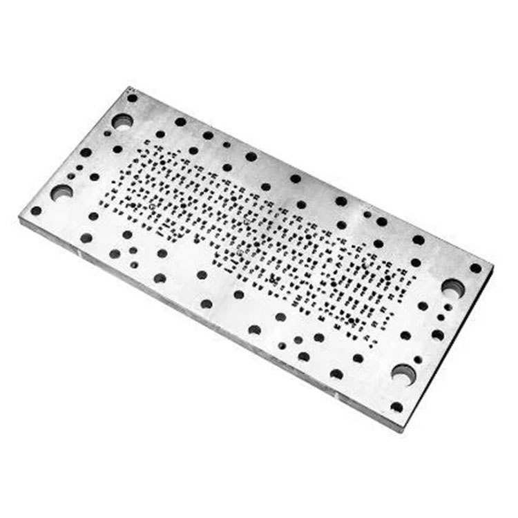 In che modo la precisione dello stampo per stampaggio influisce sulla qualità della formatura industriale dei metalli?